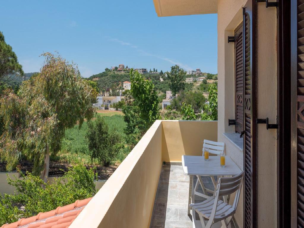 Romantic Corner Maisonette Houses Stalos Exterior photo