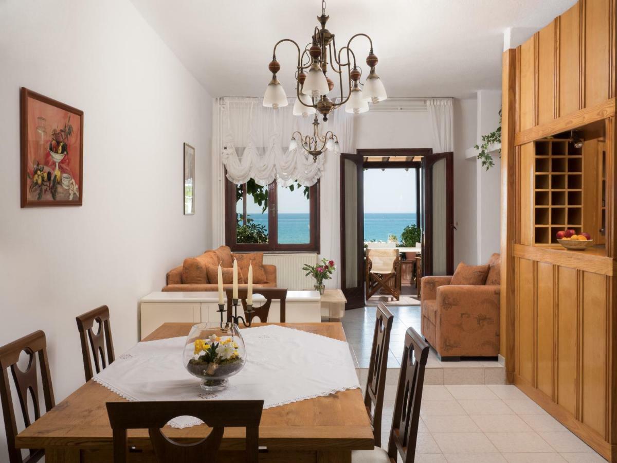 Romantic Corner Maisonette Houses Stalos Exterior photo