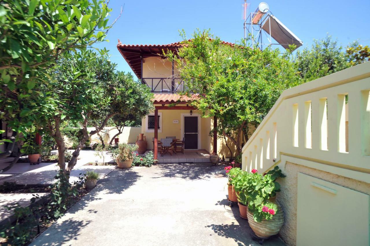 Romantic Corner Maisonette Houses Stalos Exterior photo